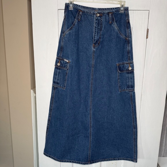 RVT Dresses & Skirts - RVT Cargo Maxi Skirt Blue Denim Jean Vintage 5/6 A Line Pockets Y2K Style